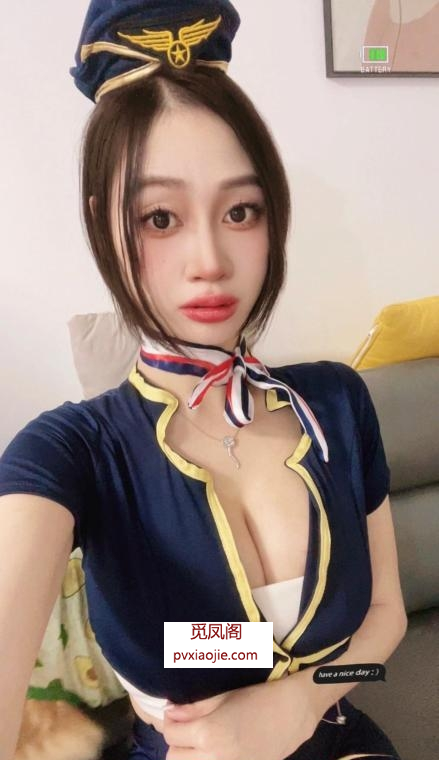 制服诱惑小静儿