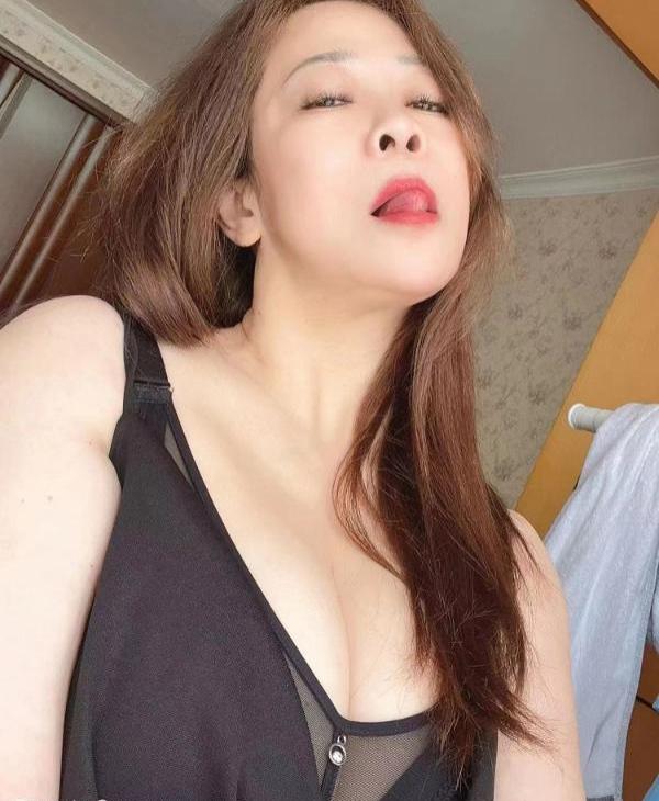 长宁巨乳熟妇