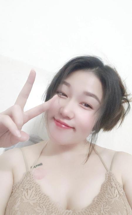 榨汁美少妇桃子