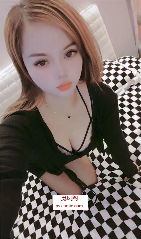 火辣美少妇莹莹